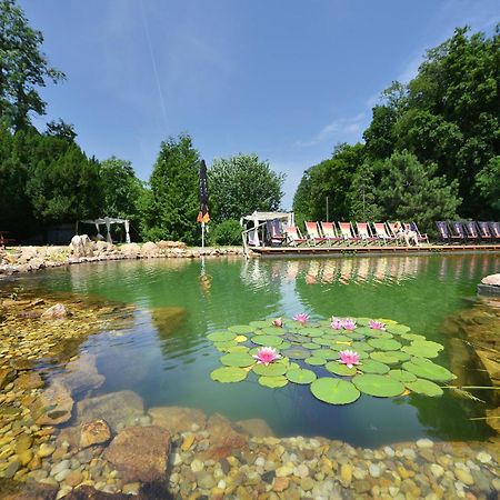 Maxmilian Lifestyle Resort Loucen Ngoại thất bức ảnh
